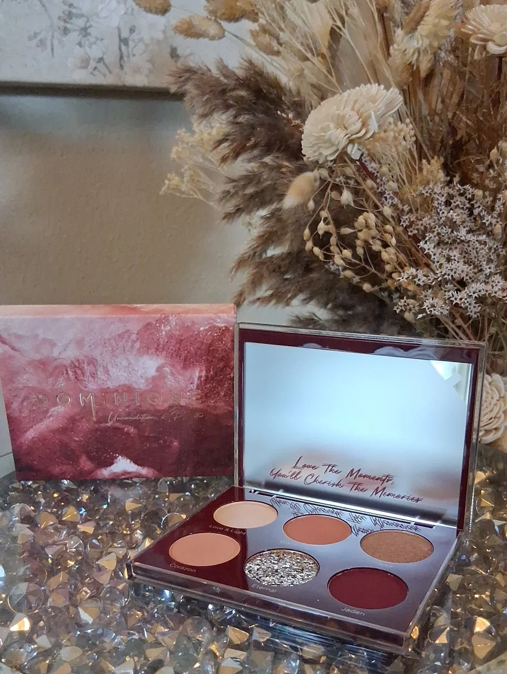 New Women's Dominique Cosmetics Unconditional Eyeshadow Palette Makeup